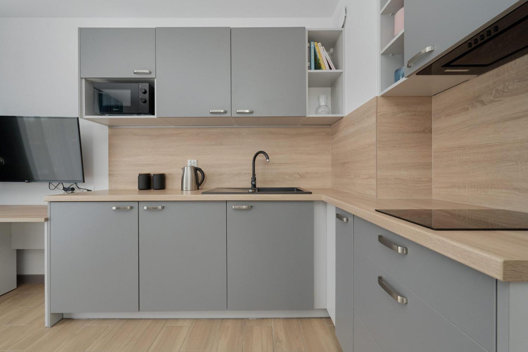 Апартаменти Cozy & Modern Rogowska By Renters